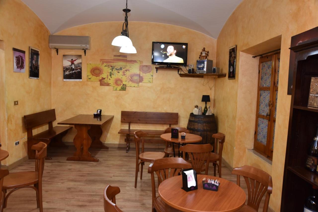 B&B Le Due Isole Nuoro  Eksteriør billede