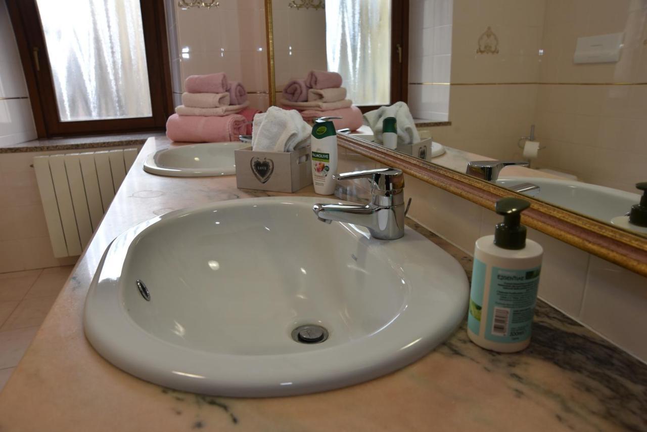 B&B Le Due Isole Nuoro  Eksteriør billede